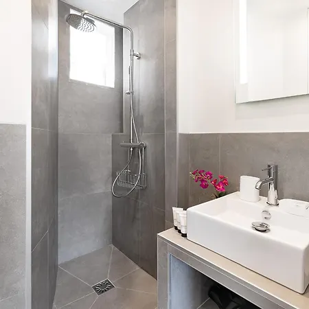Livinparis - Luxury Ac 2 & 3 Bedrooms Le Louvre Paris