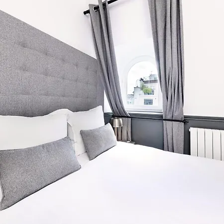 Apartment Livinparis - Luxury Ac 2 & 3 Bedrooms Le Louvre *