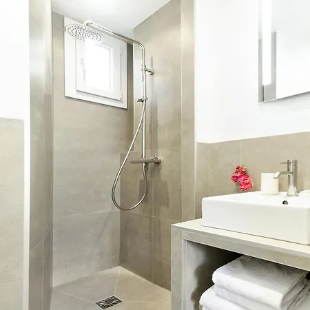 Apartamento Livinparis - Luxury Ac 2 & 3 Bedrooms Le Louvre Paris