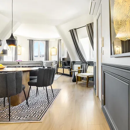 Livinparis - Luxury Ac 2 & 3 Bedrooms Le Louvre Paris
