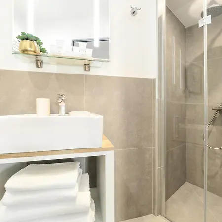 Livinparis - Luxury Ac 2&3 Bedrooms Le Louvre Appartement *