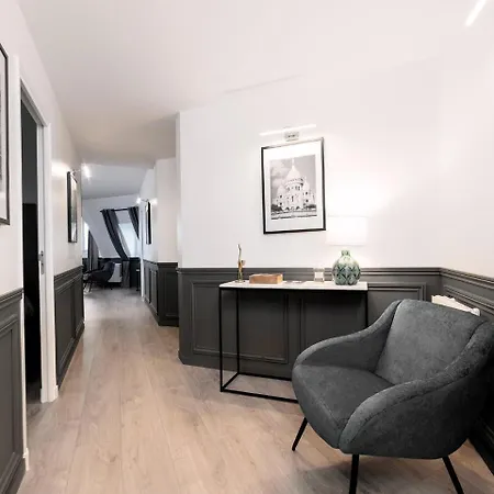 Apartment Livinparis - Luxury Ac 2 & 3 Bedrooms Le Louvre *