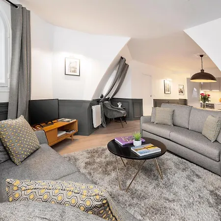 Livinparis - Luxury Ac 2 & 3 Bedrooms Le Louvre Apartment *