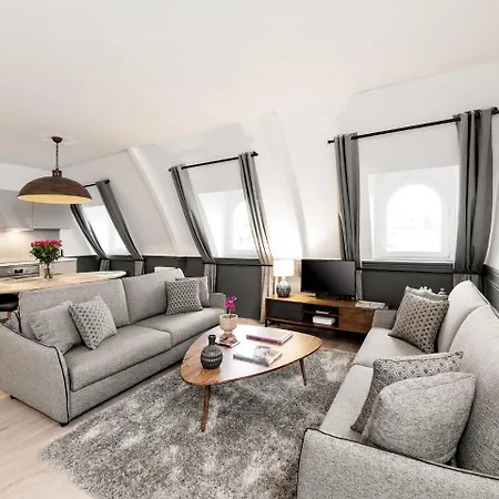 Livinparis - Luxury Ac 2 & 3 Bedrooms Le Louvre Apartment Paris