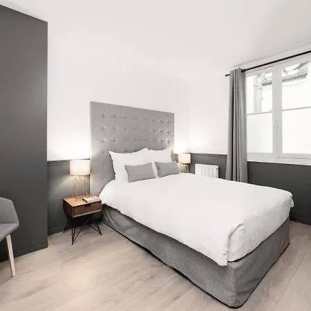 Livinparis - Luxury Ac 2 & 3 Bedrooms Le Louvre * Paris
