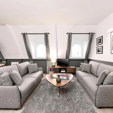 Livinparis - Luxury Ac 2 & 3 Bedrooms Le Louvre Apartment *